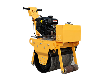 600單輪壓路機(jī)